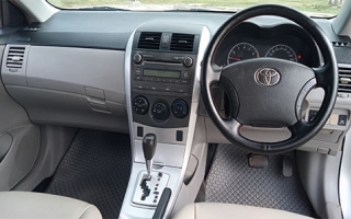 TOYOTA ALTIS SILVER 1.6